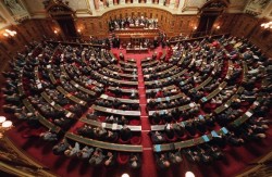 Senat-economie-collaborative