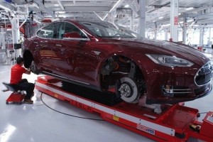 tesla-model-s-production-usine